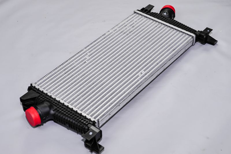 KADETT ÇIKMA YEDEK PARÇA İNTERCOL RADYATÖRÜ